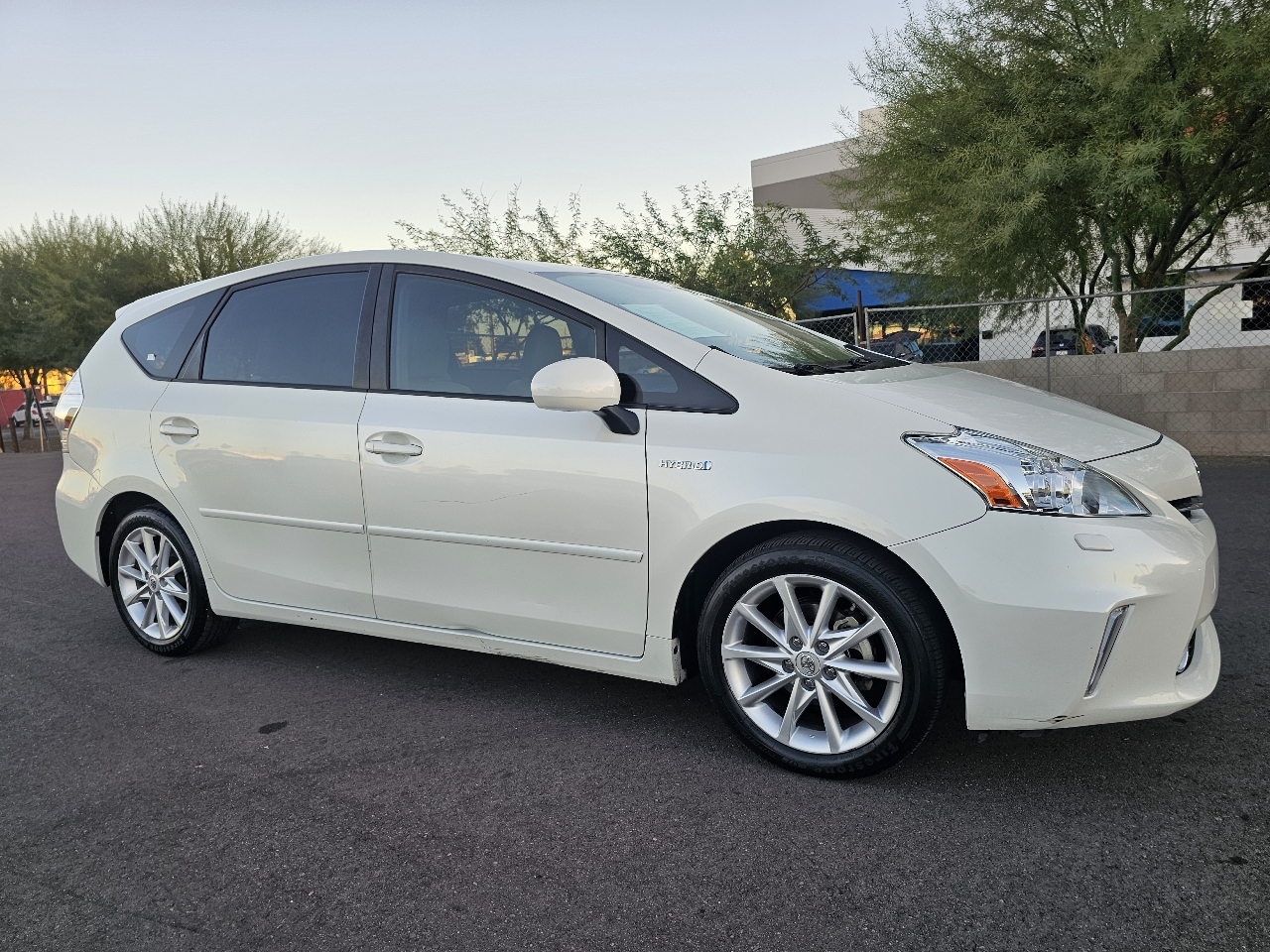 Toyota Prius V Three 2014
