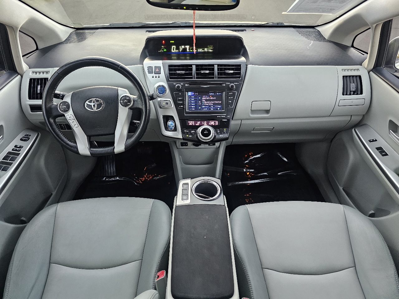 Toyota Prius V Three 2014