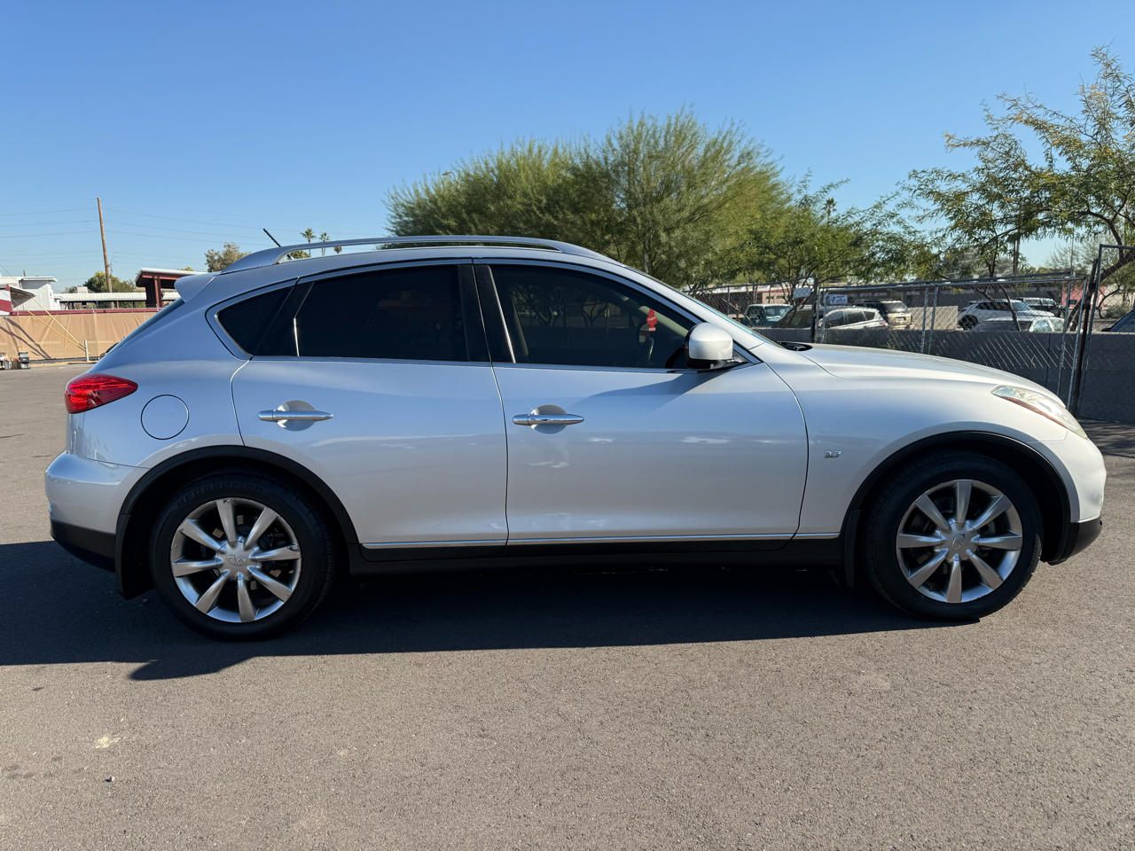 Infiniti QX50 Base RWD 2014