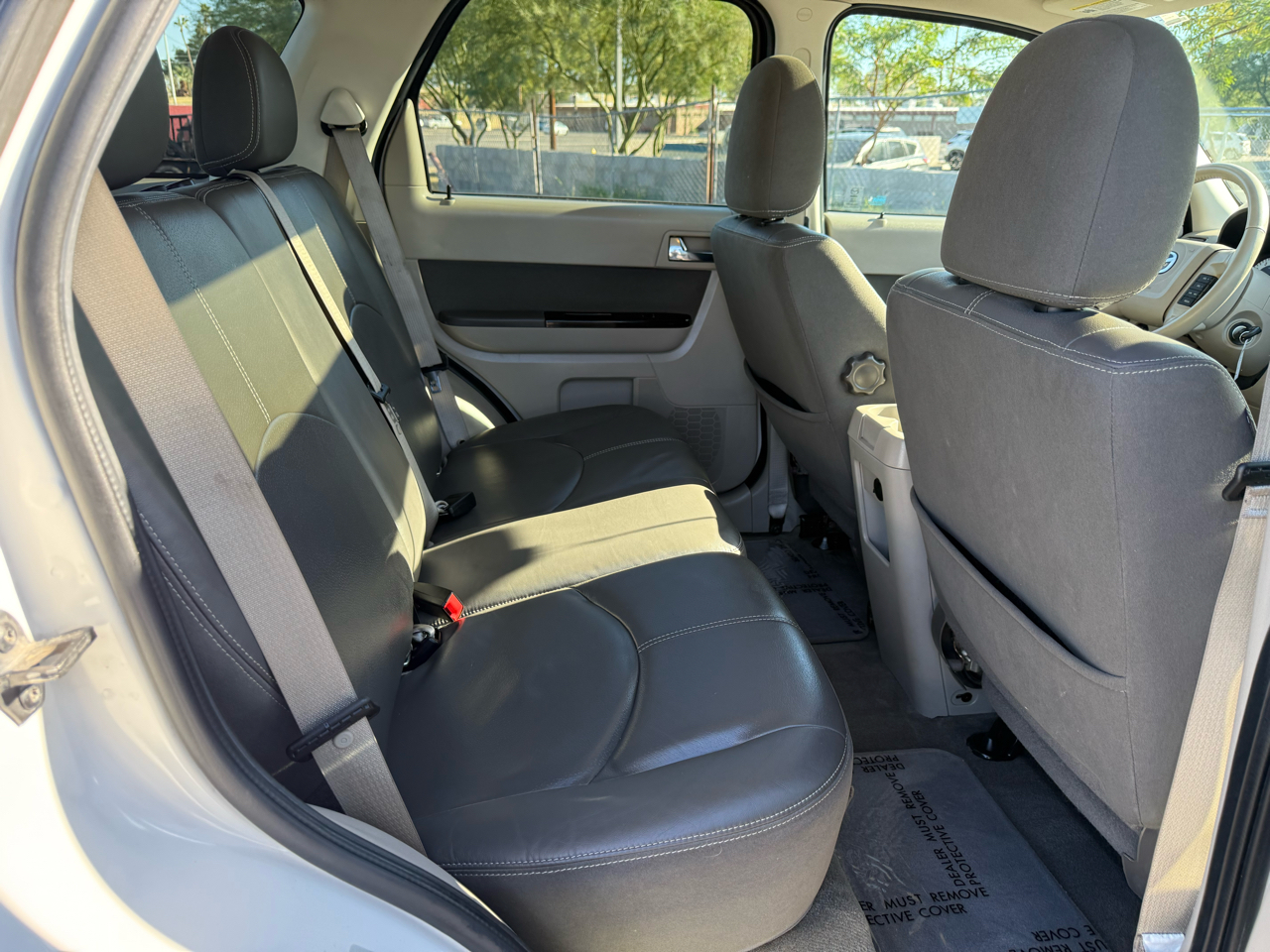 Mazda Tribute s Grand Touring FWD 2011