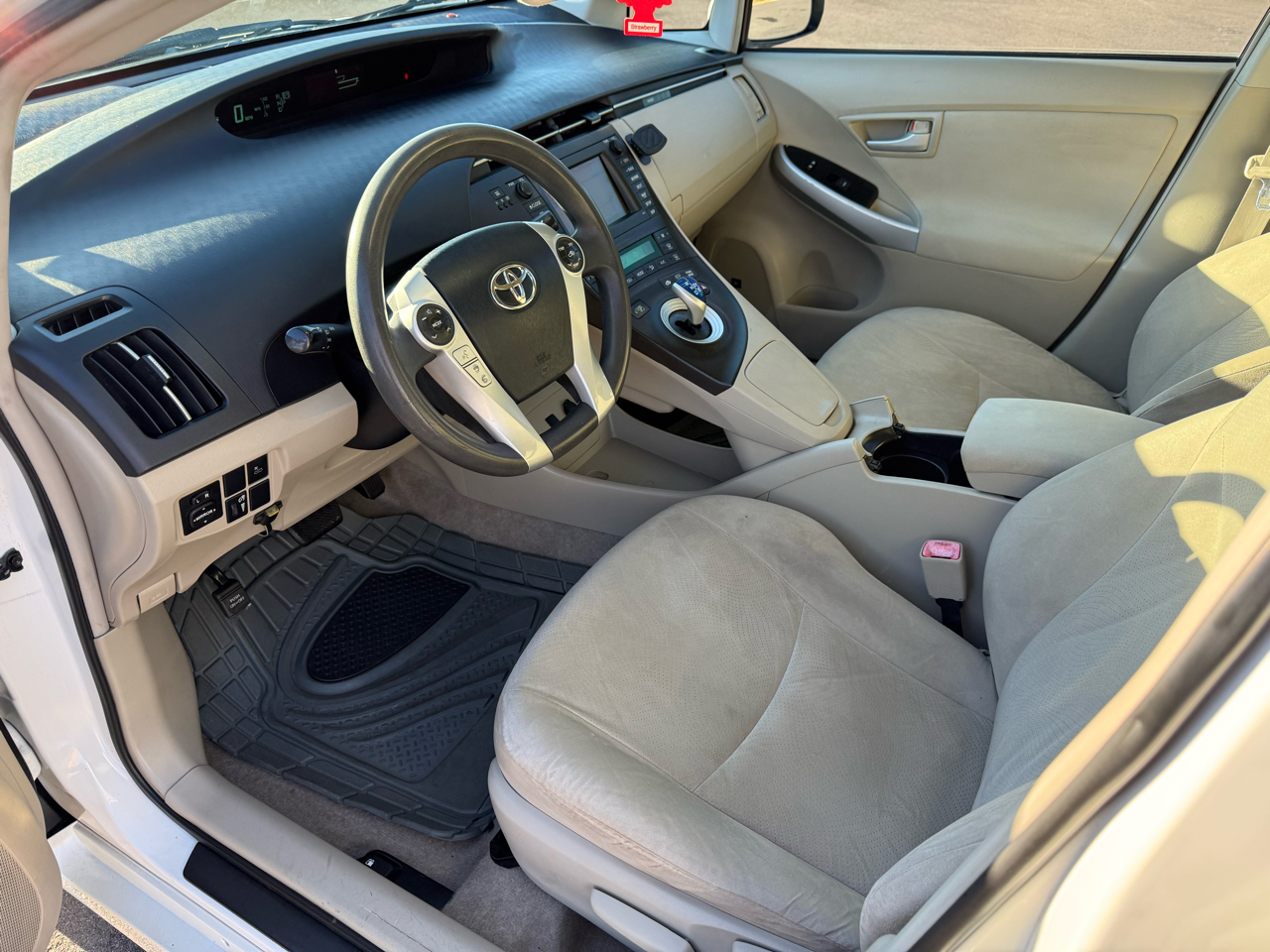 Toyota Prius Prius V 2010