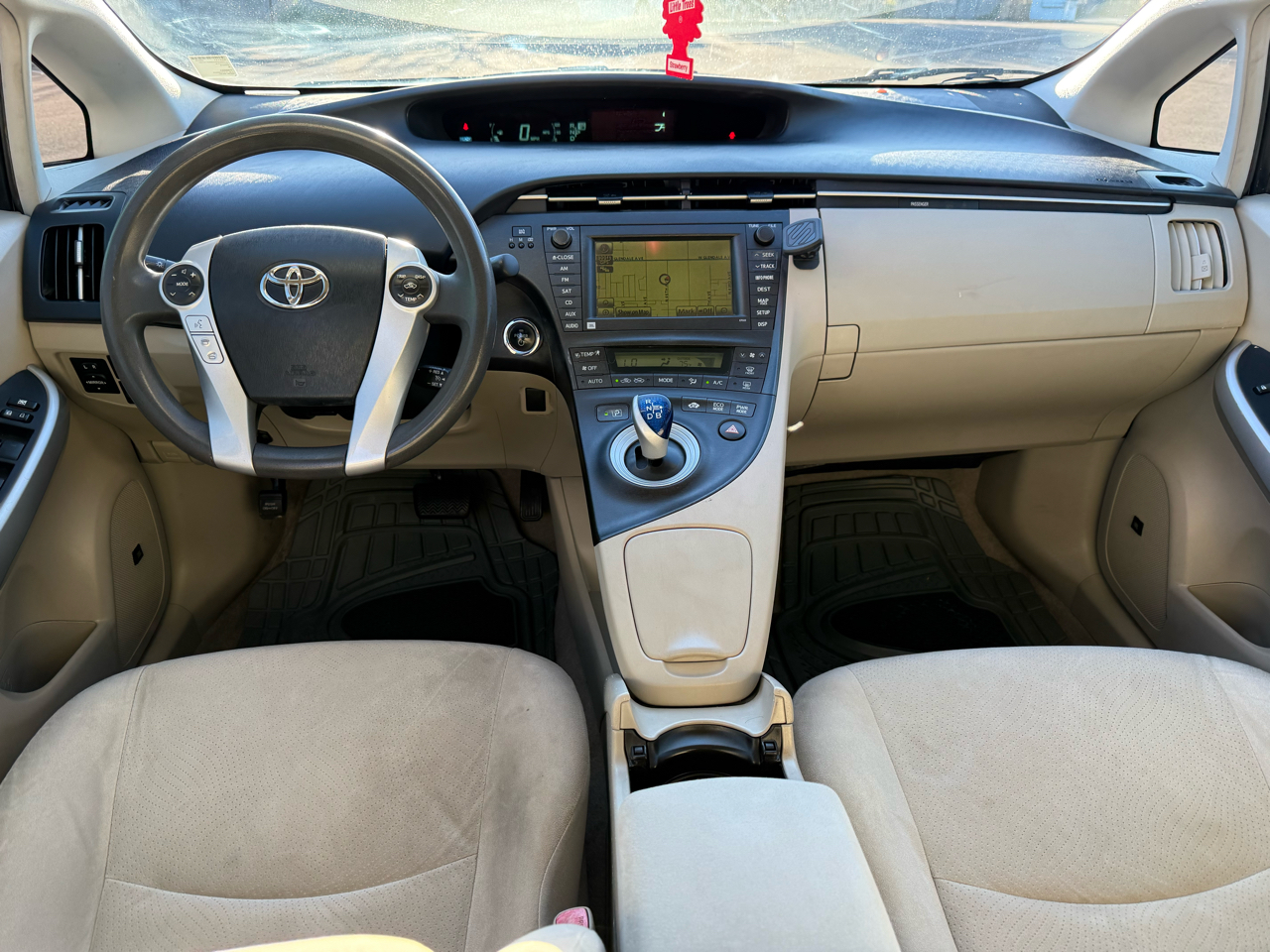 Toyota Prius Prius V 2010