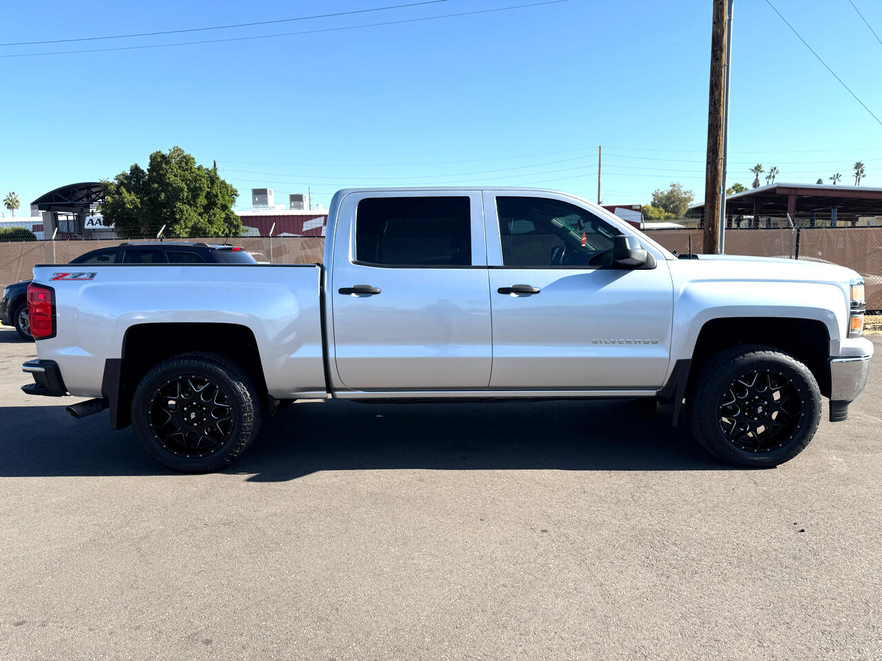 Chevrolet Silverado 1500 2LT Crew Cab Long Box 2WD 2014