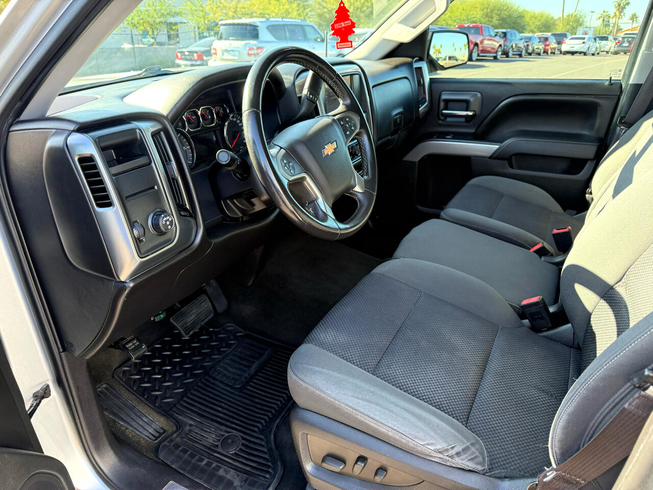 Chevrolet Silverado 1500 2LT Crew Cab Long Box 2WD 2014