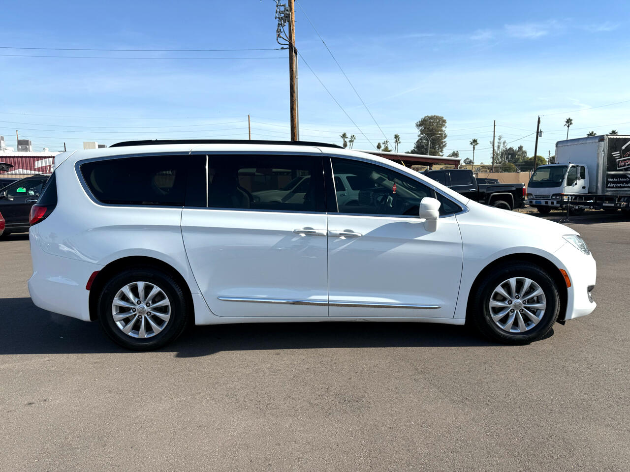 Chrysler Pacifica Touring-L 2017