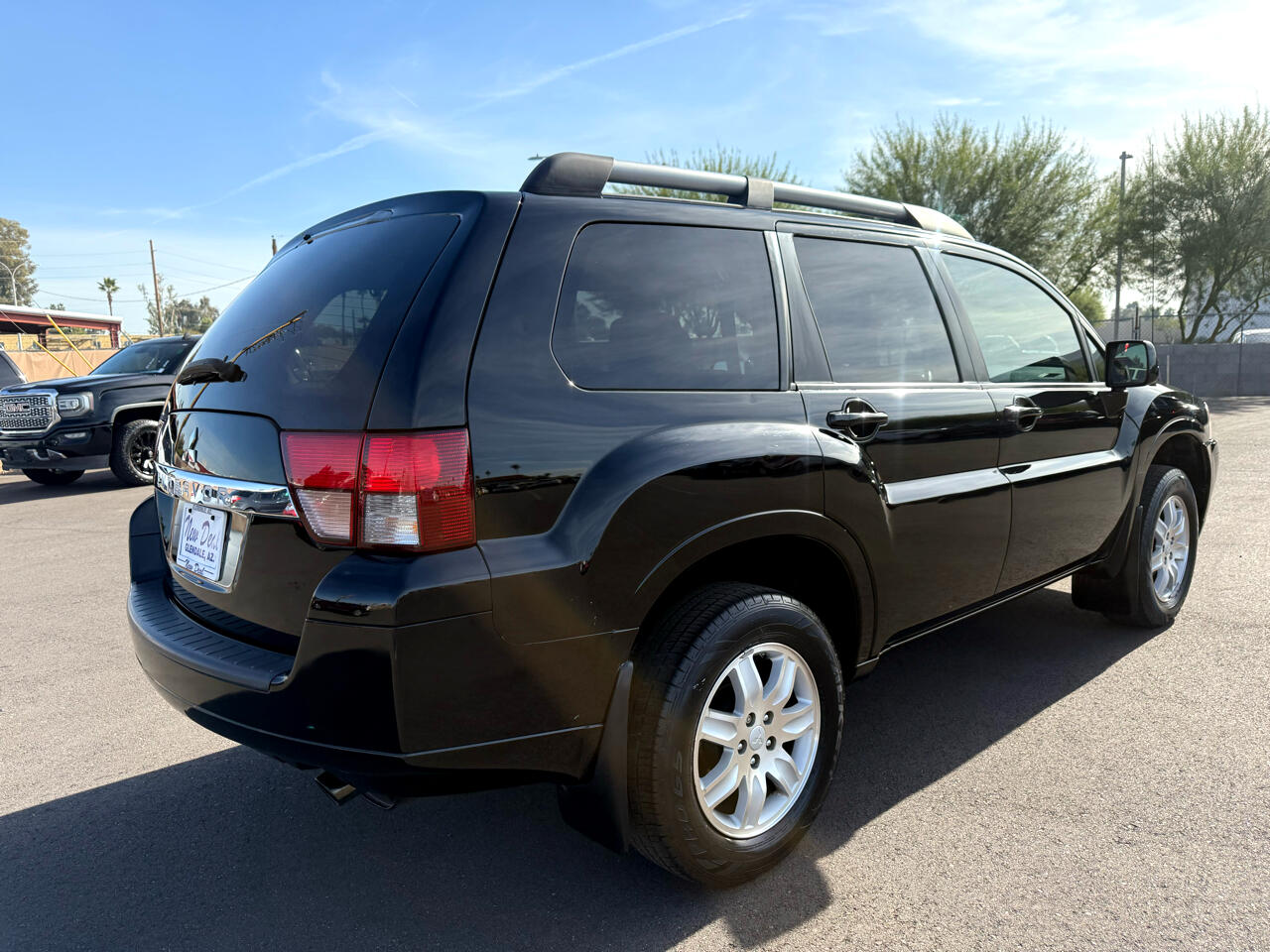 Mitsubishi Endeavor LS 2WD 2011