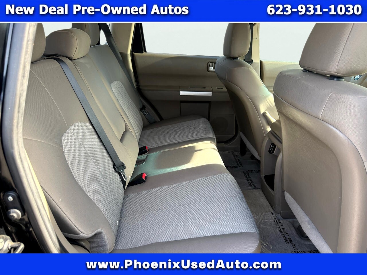 Mitsubishi Endeavor LS 2WD 2011