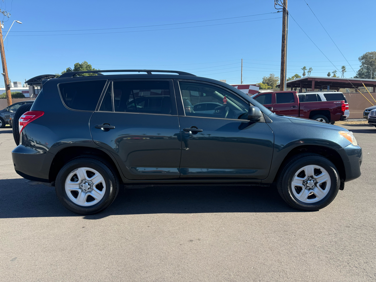 Toyota RAV4 Base I4 2WD 2012