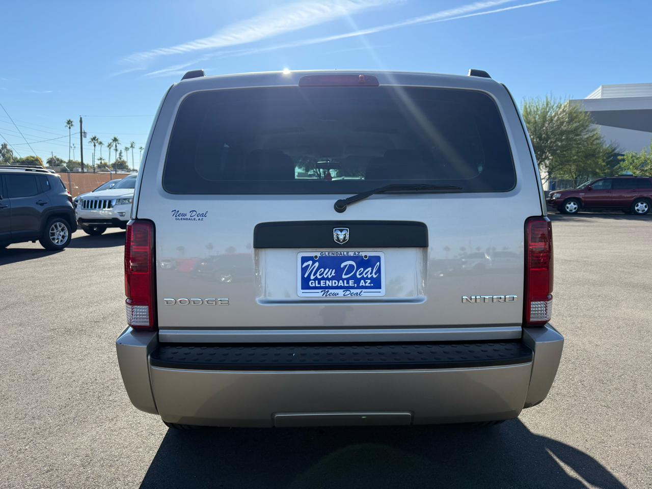 Dodge Nitro SE 2WD 2010