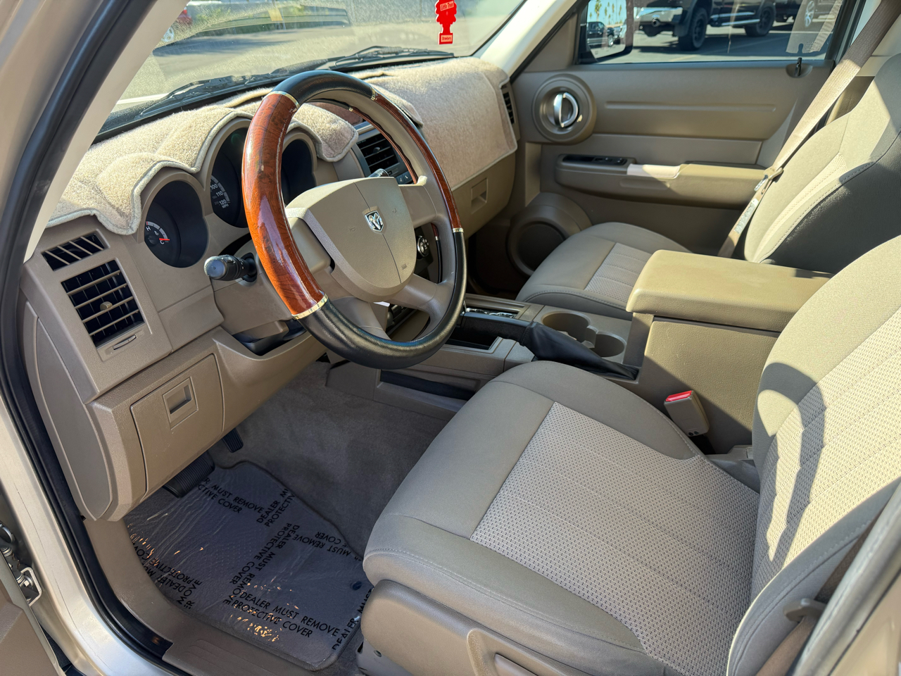 Dodge Nitro SE 2WD 2010