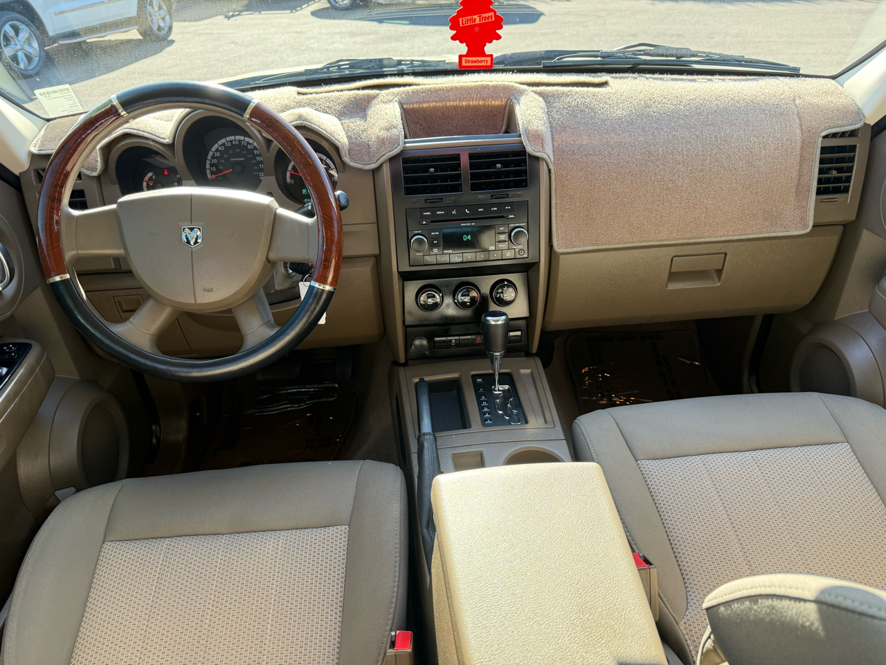 Dodge Nitro SE 2WD 2010