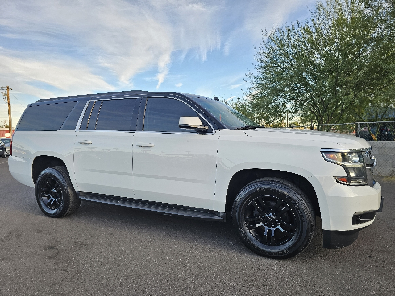 Chevrolet Suburban LT 2WD 2016