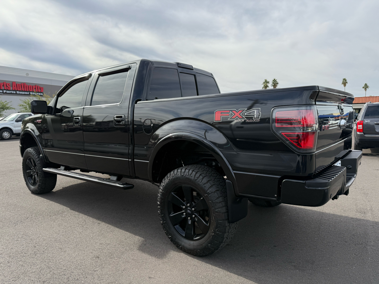 Ford F-150 4WD SuperCrew 139" XL 2014