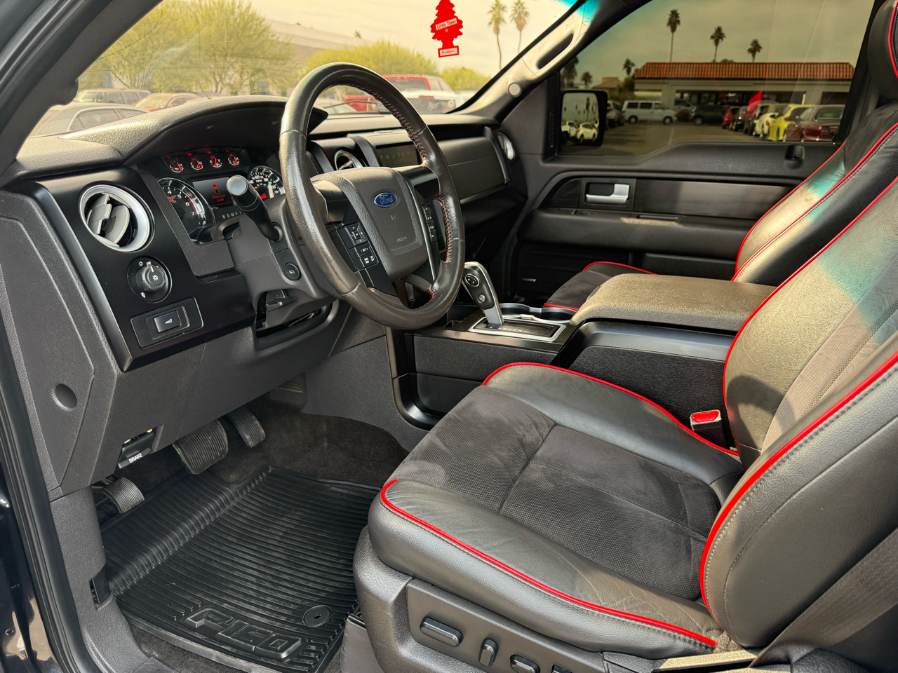 Ford F-150 4WD SuperCrew 139" XL 2014