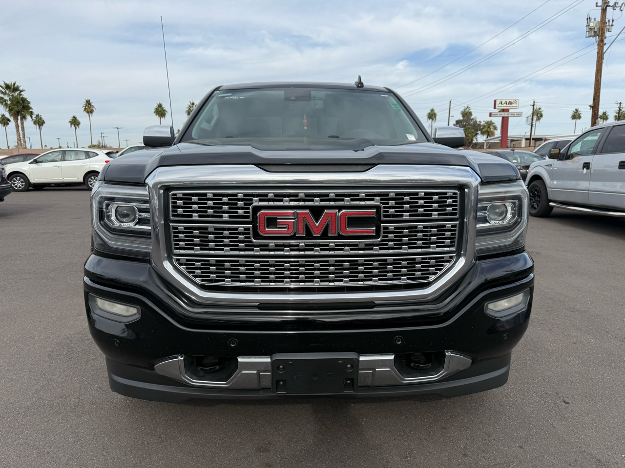 GMC Sierra 1500 Denali Crew Cab Long Box 4WD 2016
