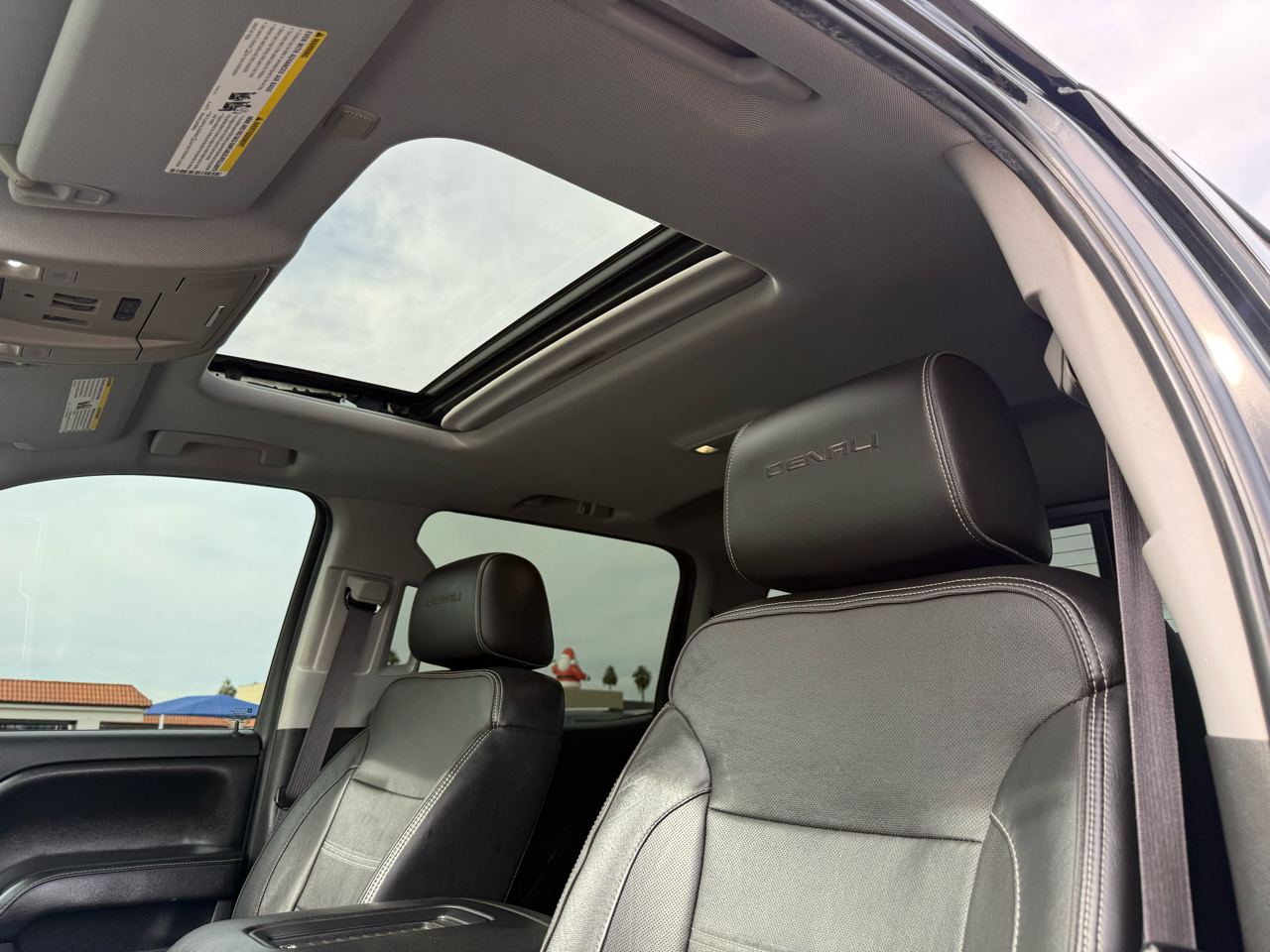 GMC Sierra 1500 Denali Crew Cab Long Box 4WD 2016