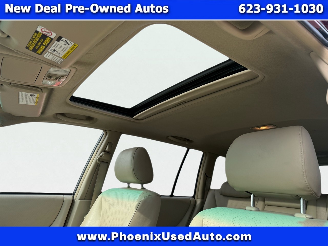 Toyota Highlander V6 2WD with 3rd-Row Seat 2005