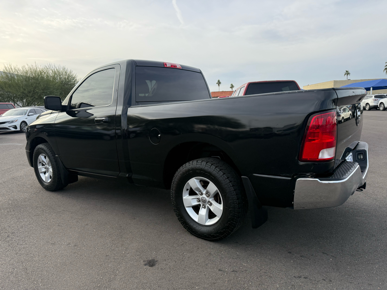 RAM 1500 2WD Reg Cab 120.5" Tradesman 2016