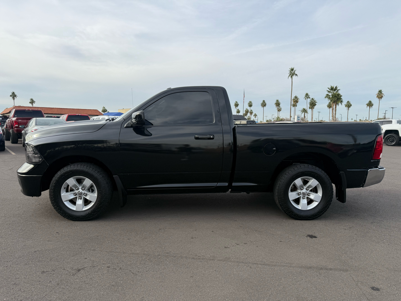 RAM 1500 2WD Reg Cab 120.5" Tradesman 2016