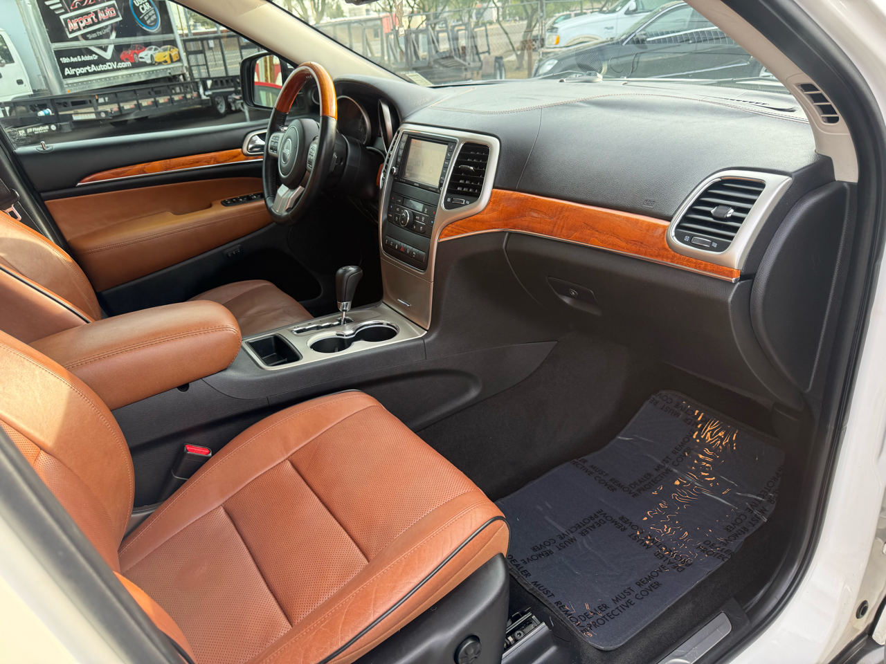 Jeep Grand Cherokee Overland 2WD 2012