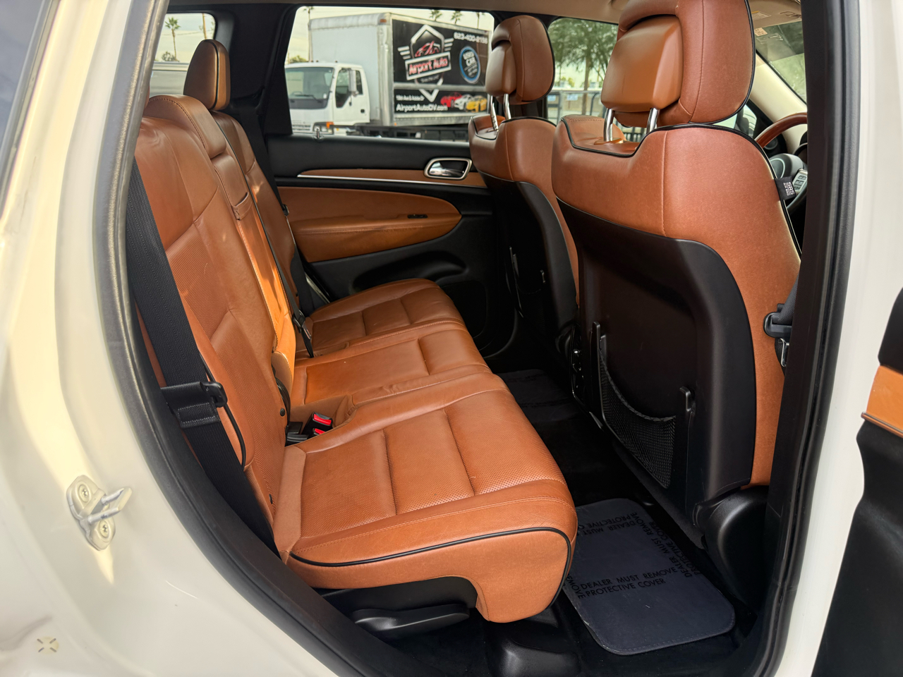 Jeep Grand Cherokee Overland 2WD 2012