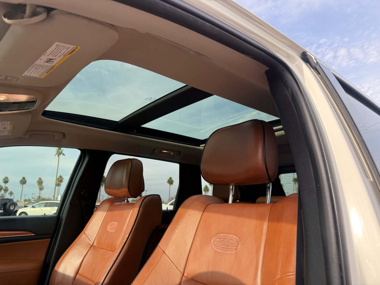 Jeep Grand Cherokee Overland 2WD 2012