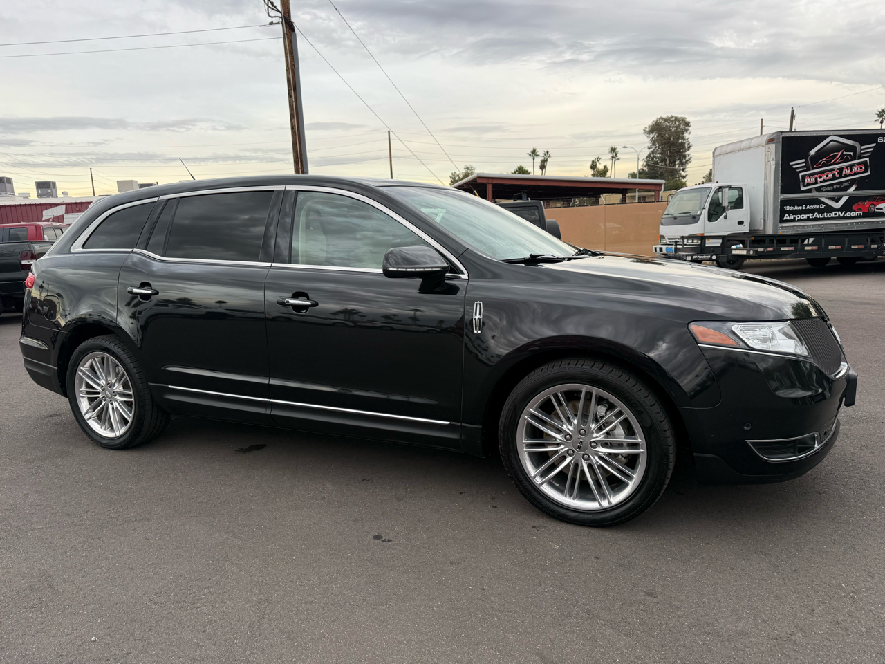 Lincoln MKT 3.5L with EcoBoost AWD 2015