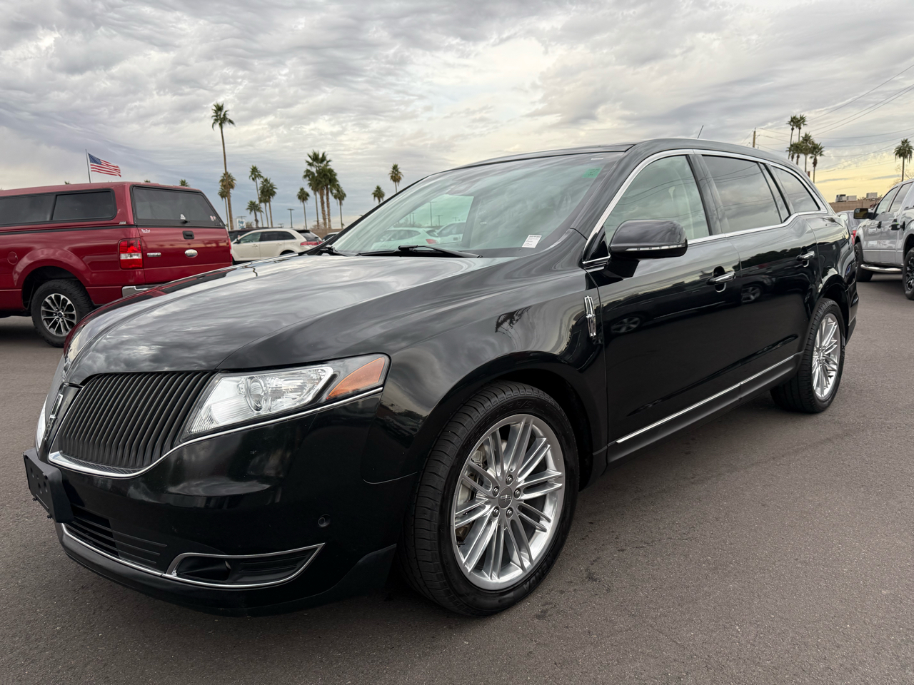 Lincoln MKT 3.5L with EcoBoost AWD 2015