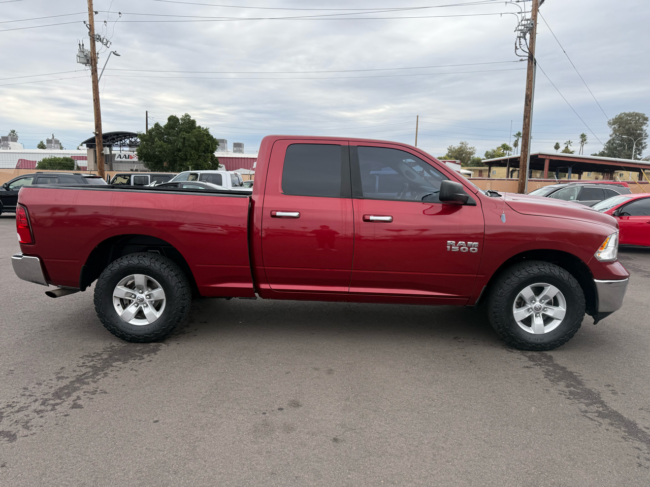 RAM 1500 4WD Quad Cab 140.5" SLT 2013