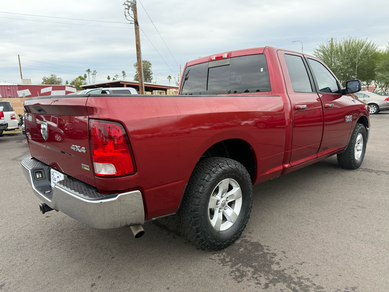 RAM 1500 4WD Quad Cab 140.5" SLT 2013