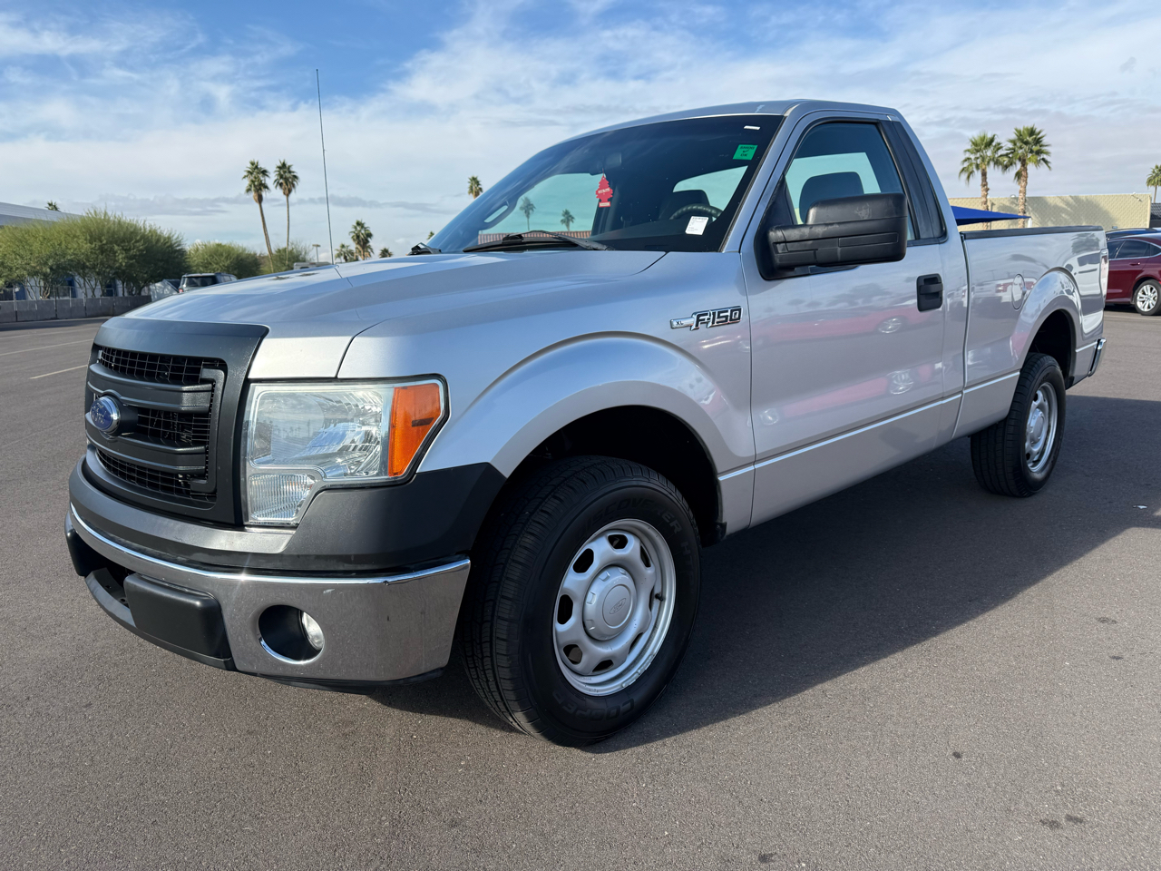 Ford F-150 2WD Reg Cab 122.5" XL 2013