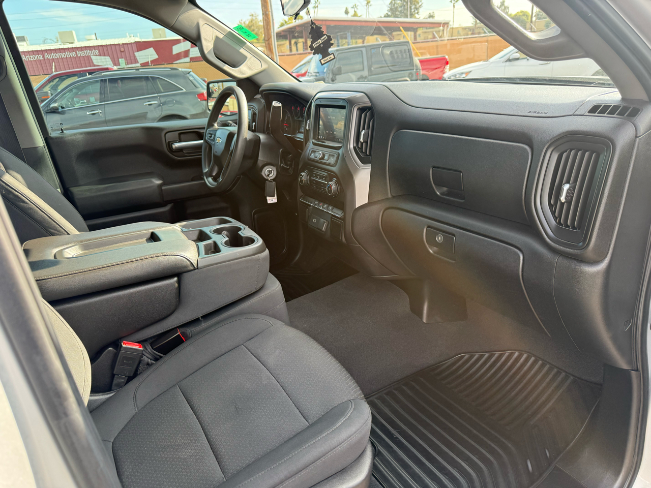 Chevrolet Silverado 1500 Custom Crew Cab 2WD 2020