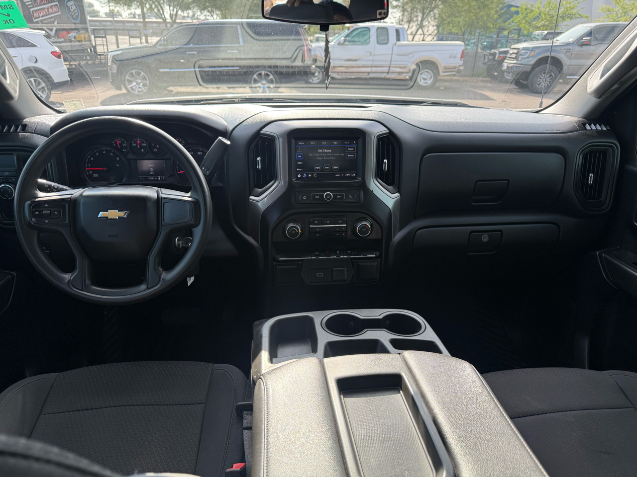 Chevrolet Silverado 1500 Custom Crew Cab 2WD 2020