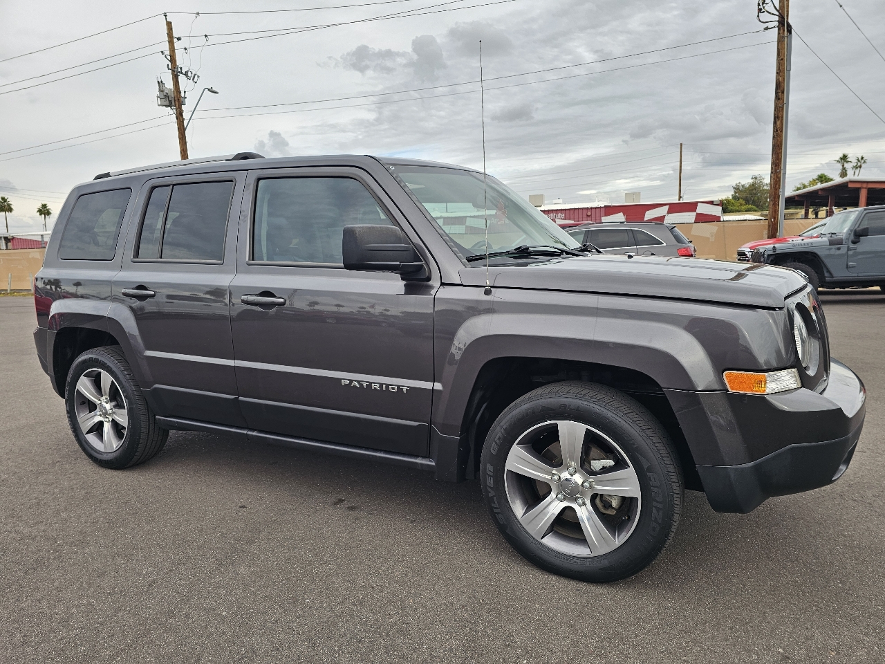 Jeep Patriot Latitude 2WD 2016