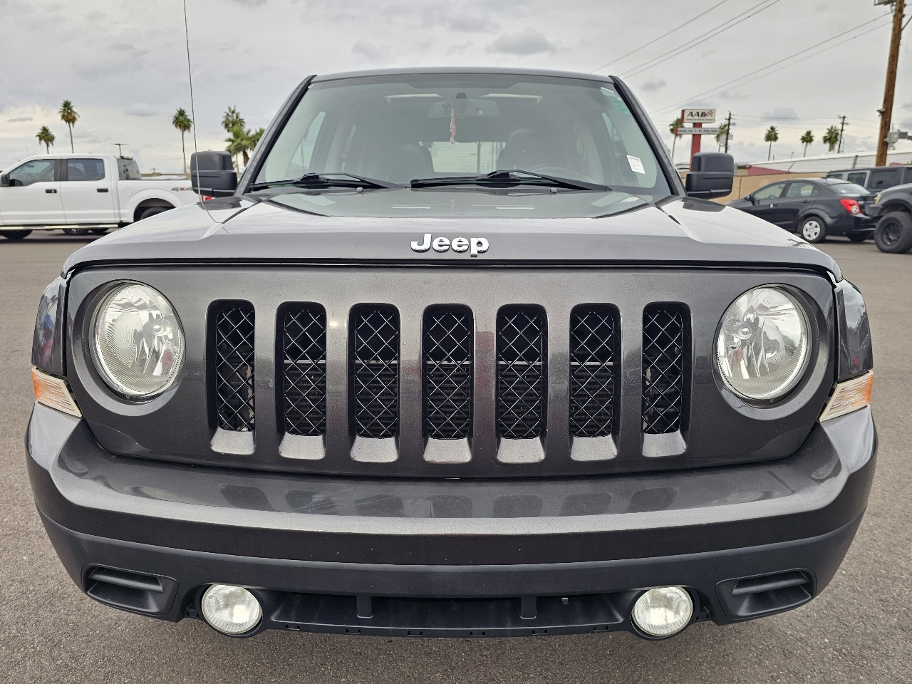 Jeep Patriot Latitude 2WD 2016
