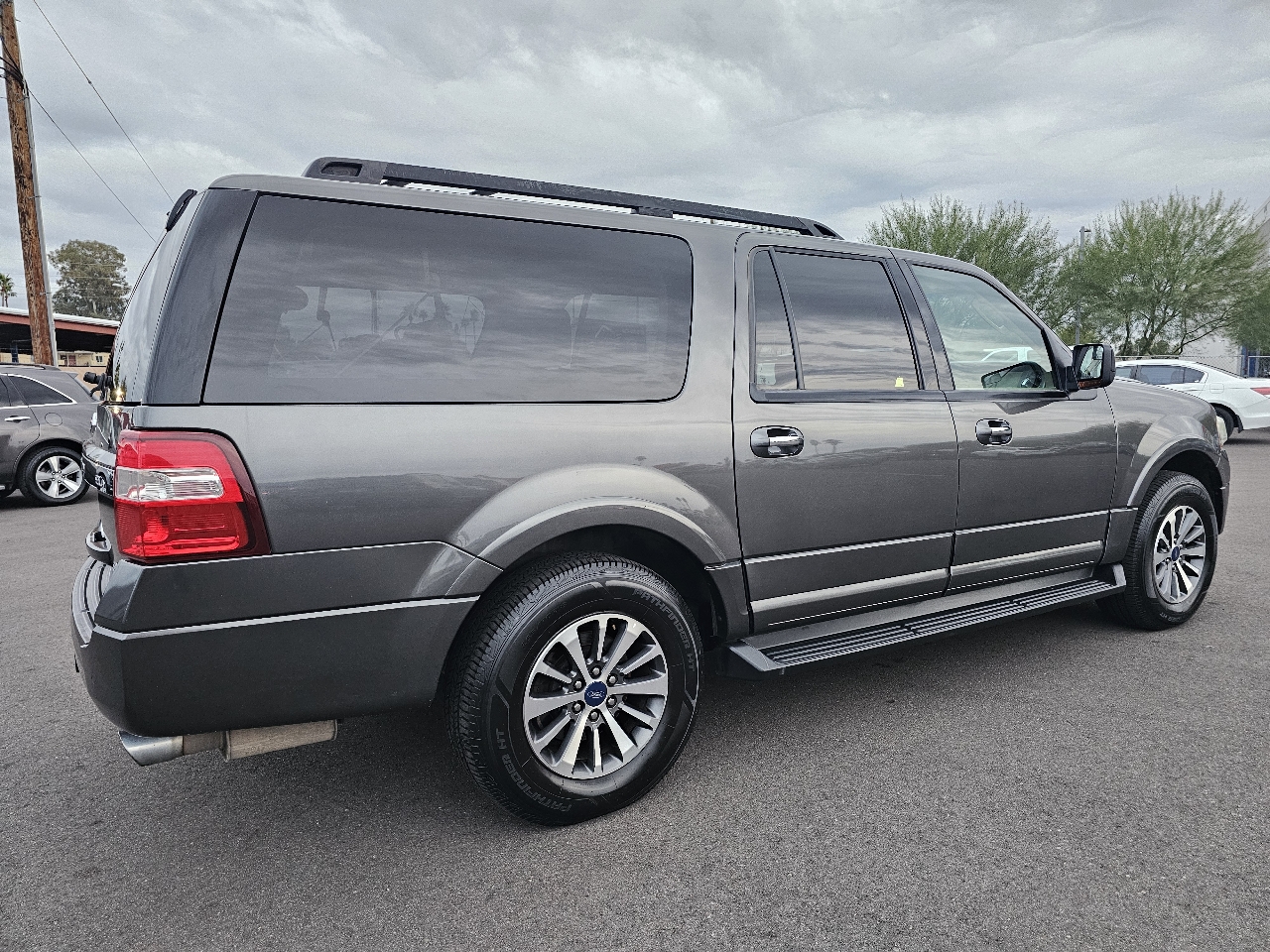 Ford Expedition EL XLT 4WD 2017