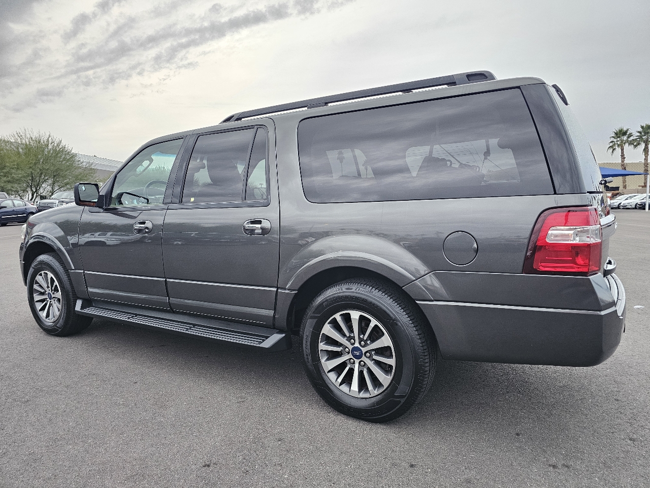 Ford Expedition EL XLT 4WD 2017