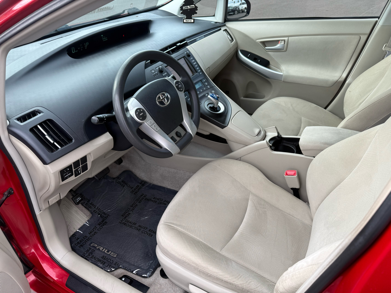 Toyota Prius Prius V 2010