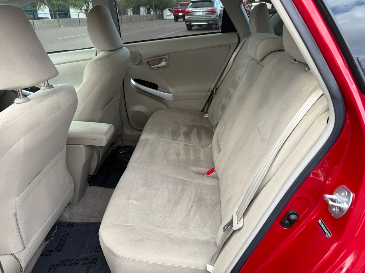 Toyota Prius Prius V 2010