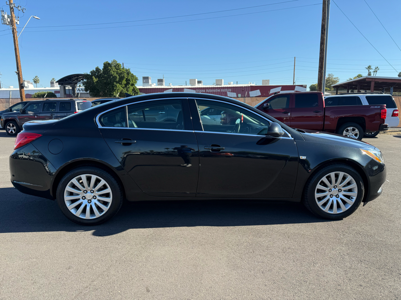 Buick Regal CXL Turbo - 4XT 2011