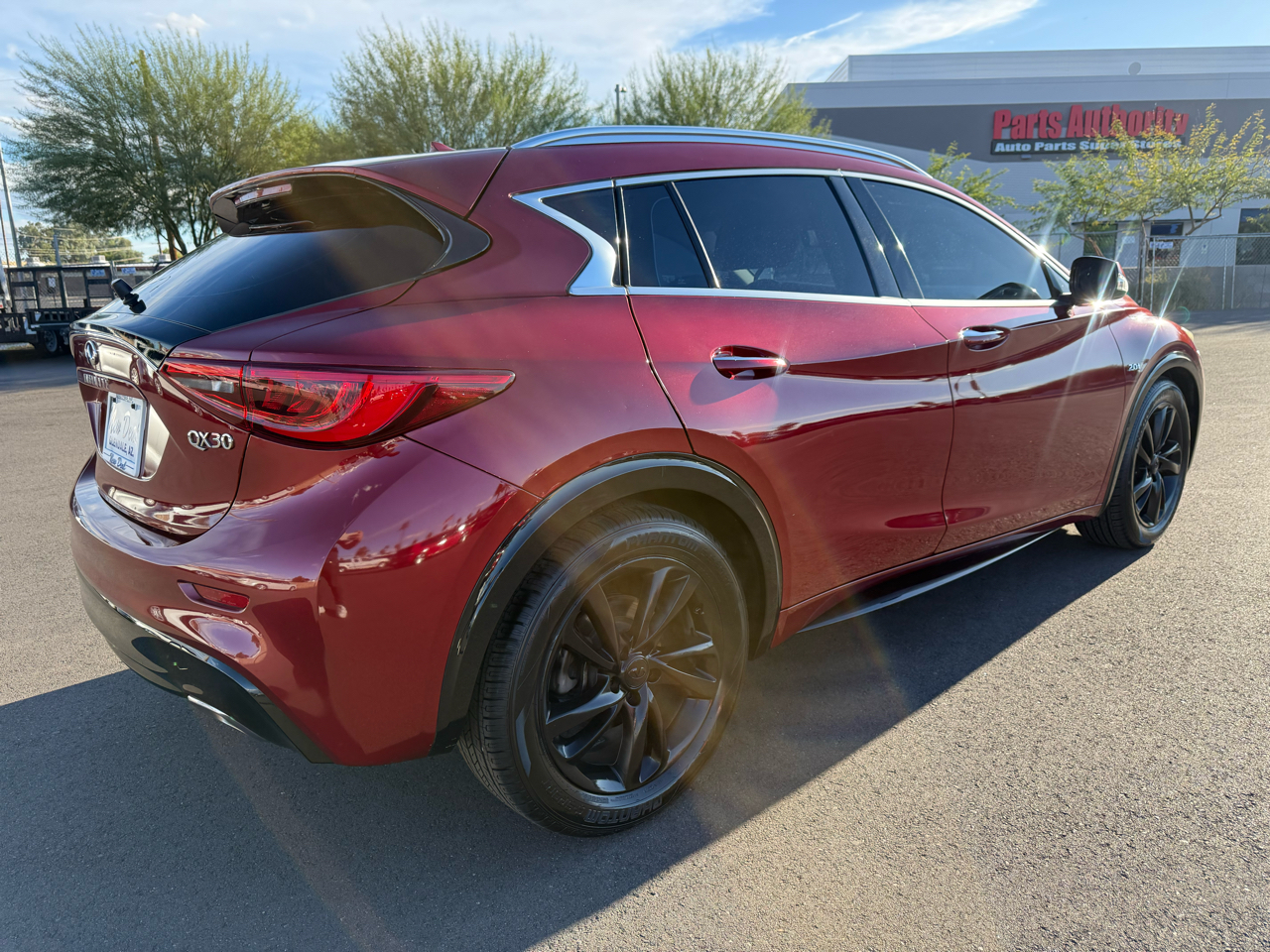 Infiniti QX30 PURE 2019