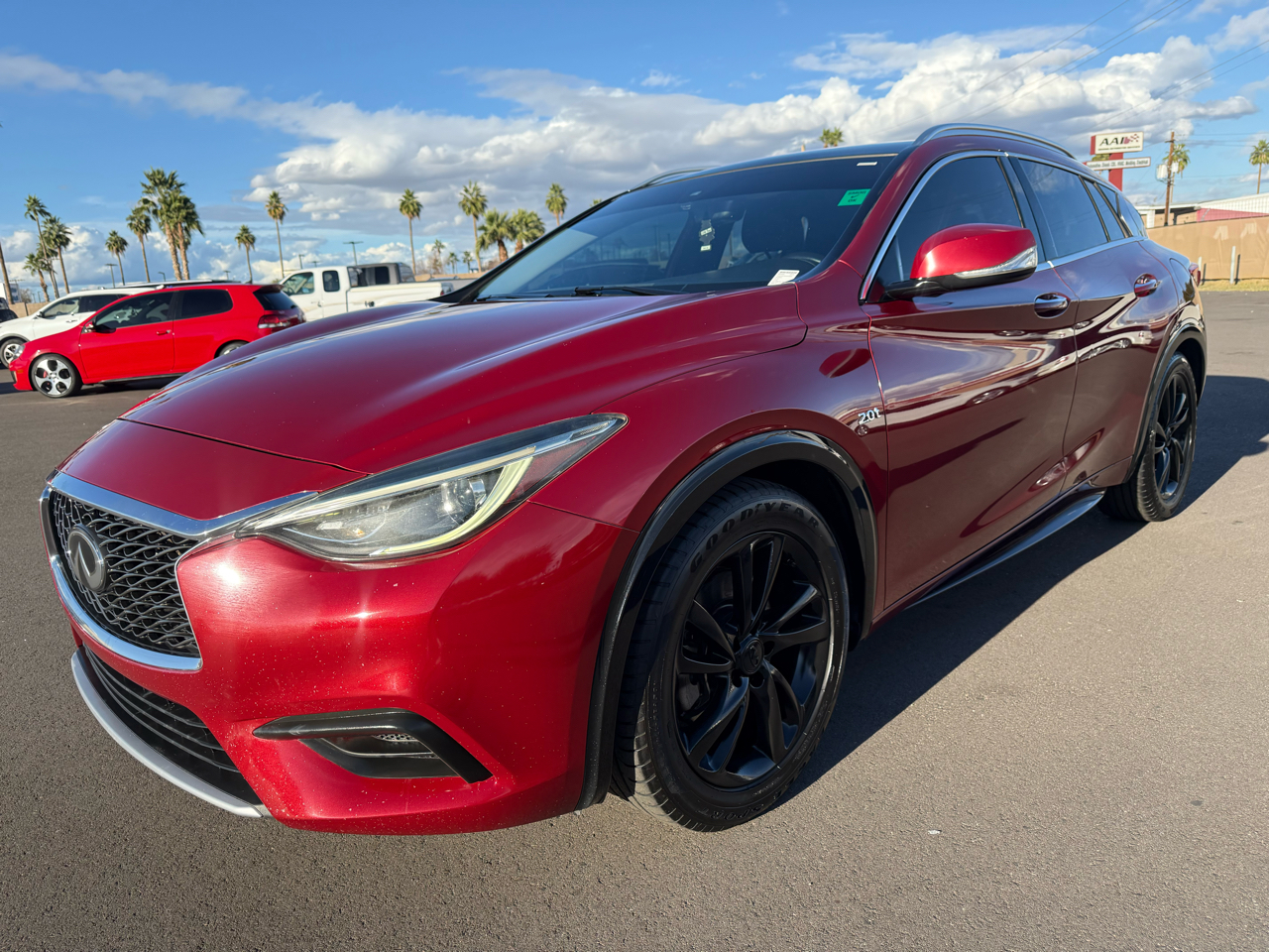 Infiniti QX30 PURE 2019