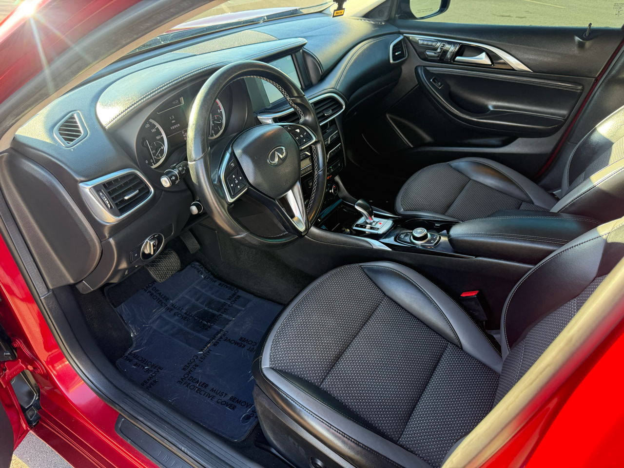 Infiniti QX30 PURE 2019