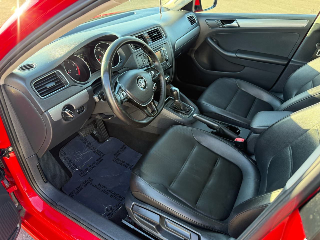 Volkswagen Jetta SE 6A 2015