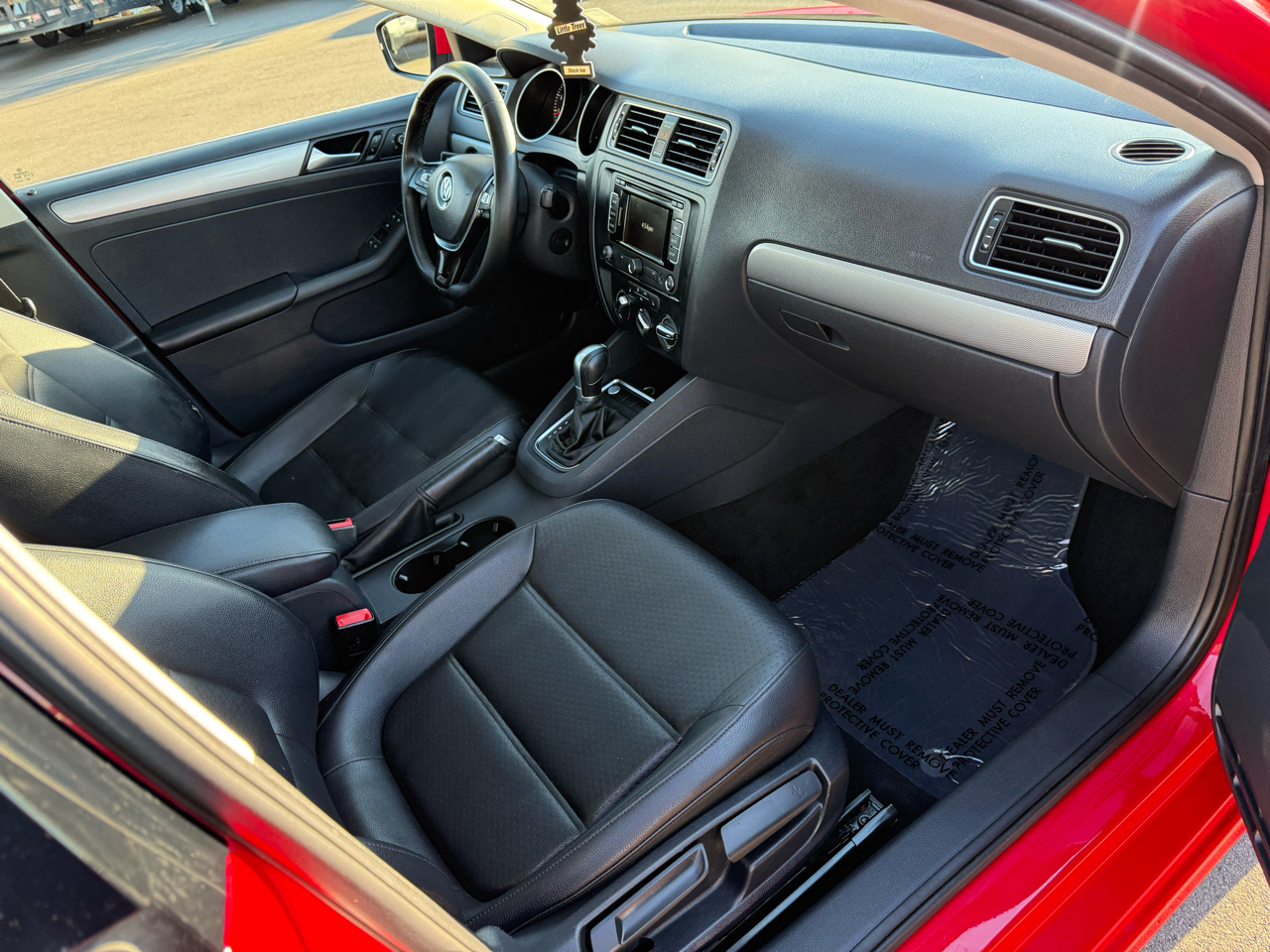 Volkswagen Jetta SE 6A 2015