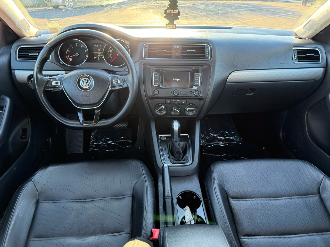 Volkswagen Jetta SE 6A 2015