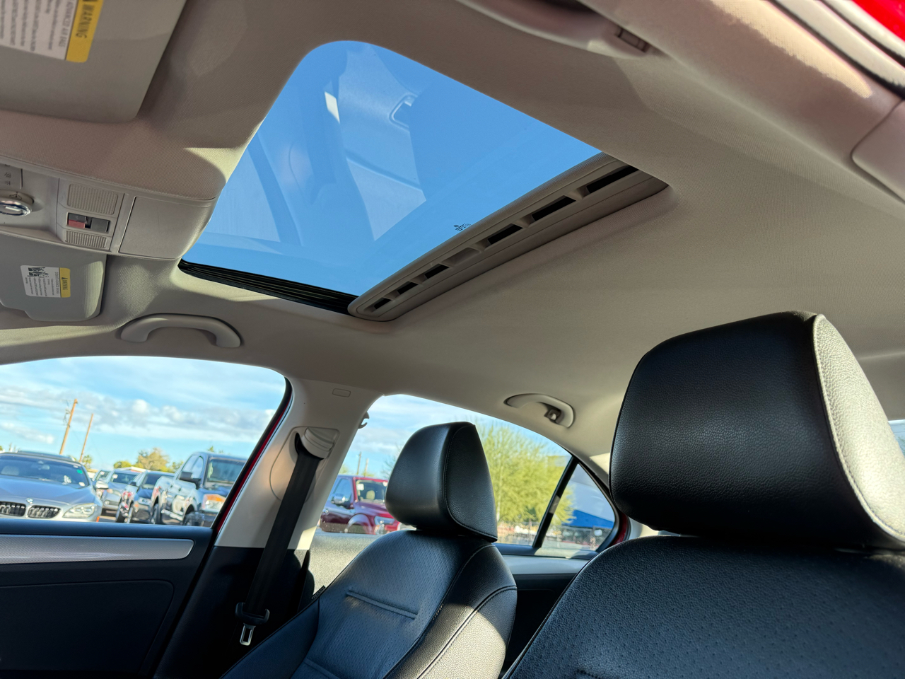 Volkswagen Jetta SE 6A 2015