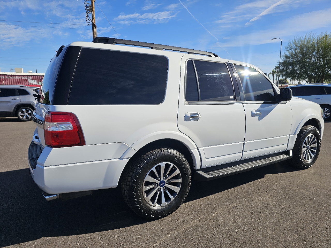 Ford Expedition XLT 2WD 2016