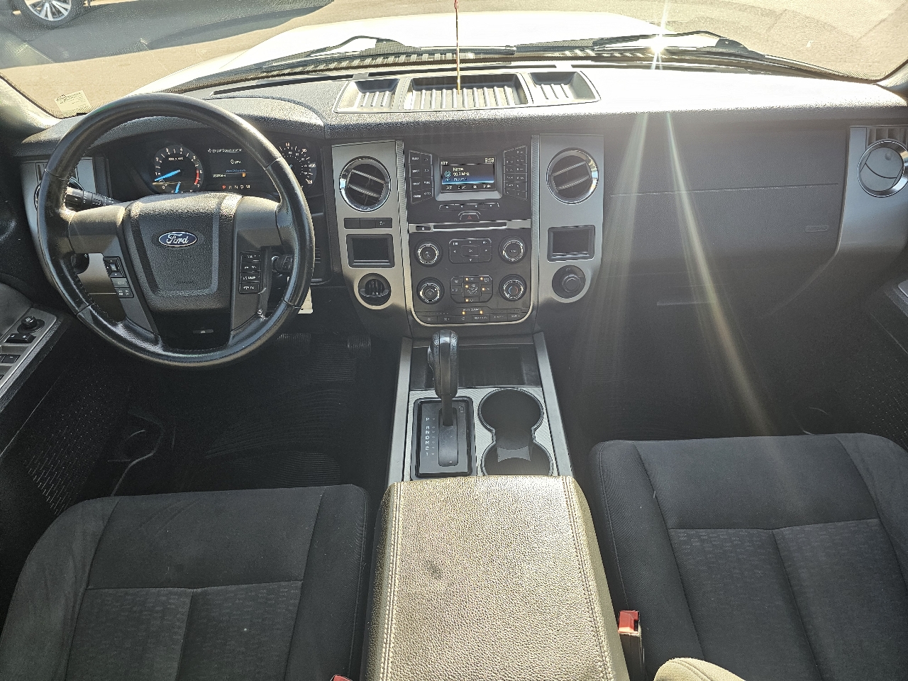 Ford Expedition XLT 2WD 2016