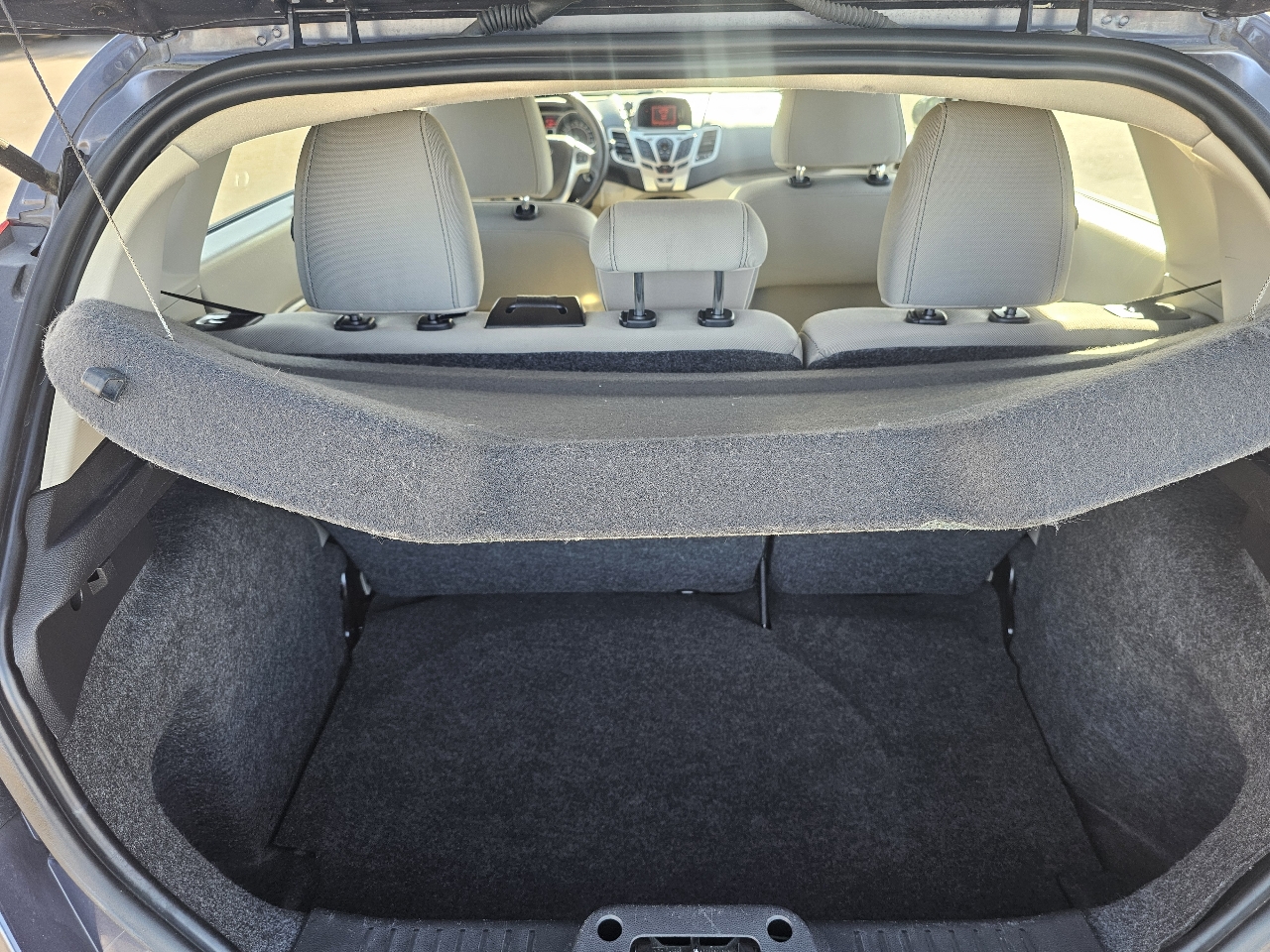 Ford Fiesta SE Hatchback 2013